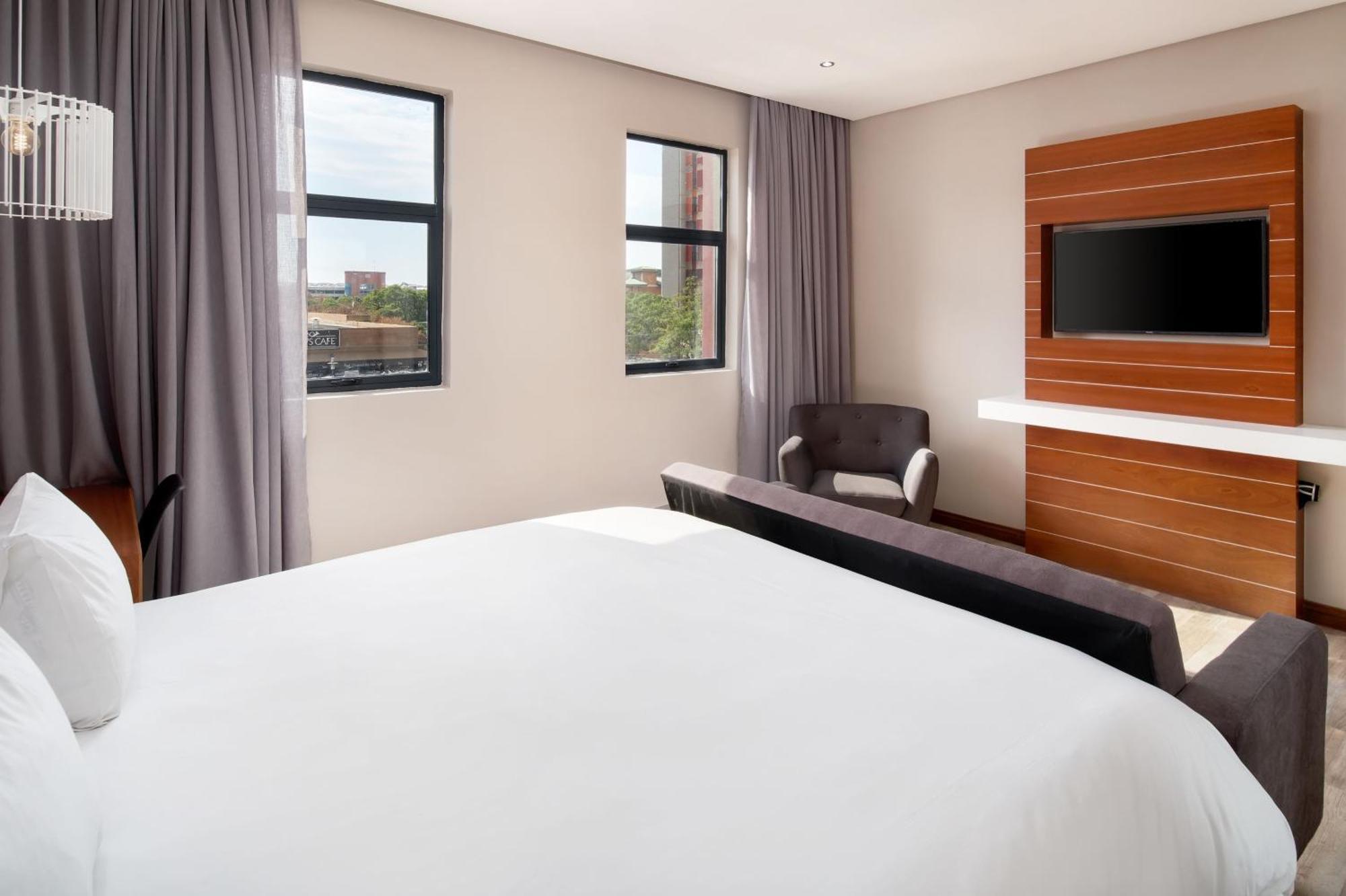Protea Hotel By Marriott Pretoria Hatfield Zimmer foto