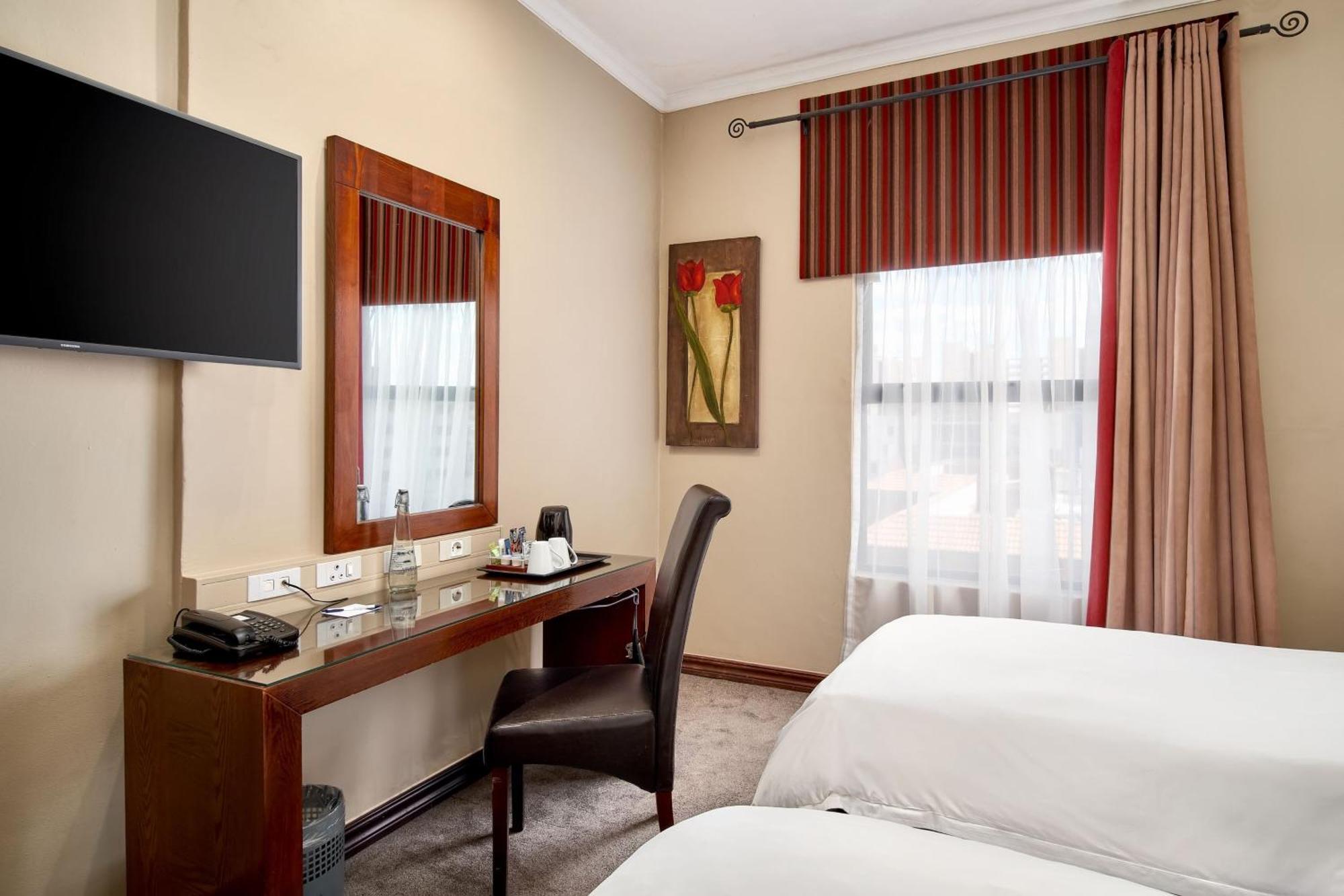 Protea Hotel By Marriott Pretoria Hatfield Zimmer foto