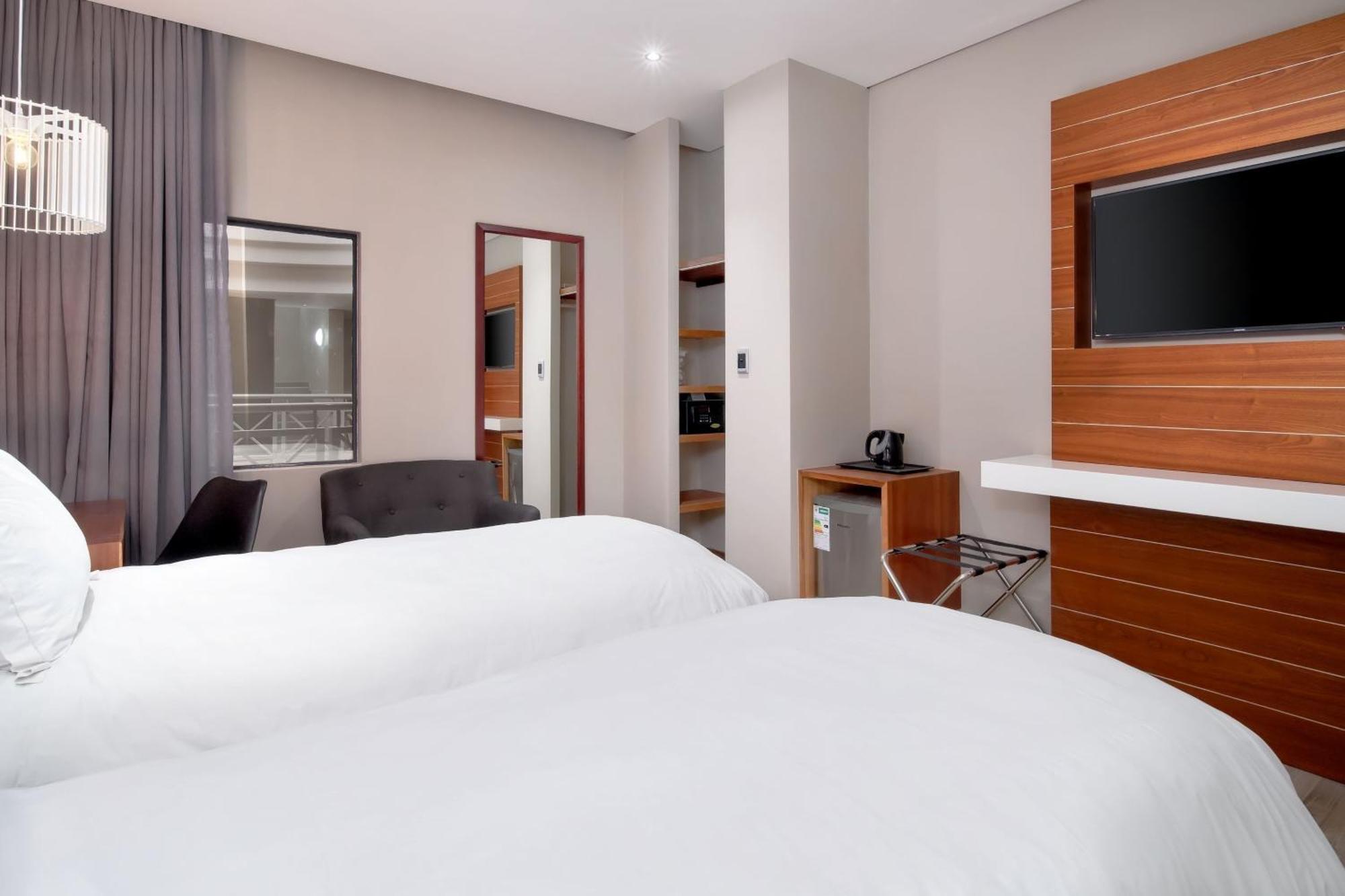 Protea Hotel By Marriott Pretoria Hatfield Zimmer foto