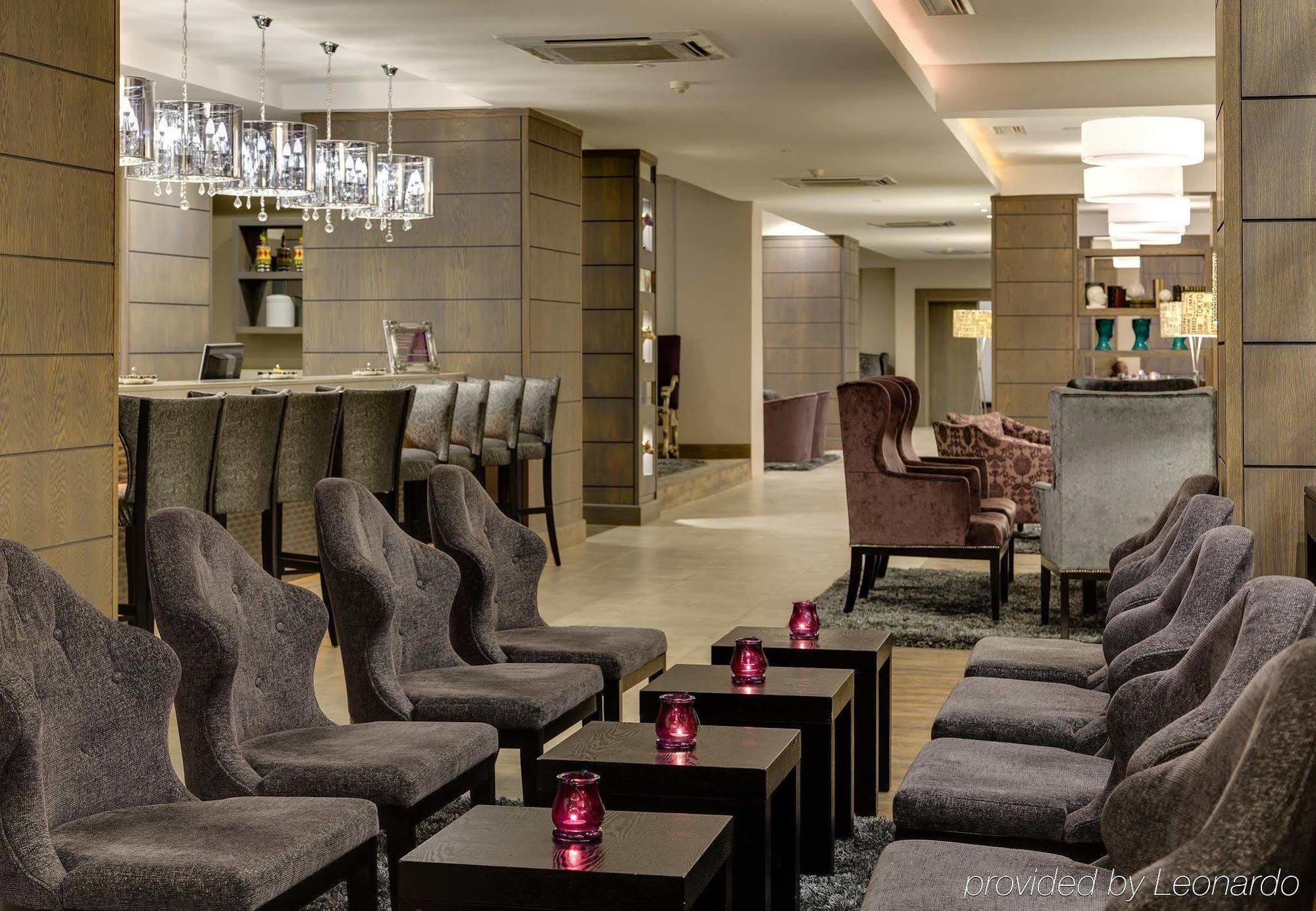 Protea Hotel By Marriott Pretoria Hatfield Exterior foto